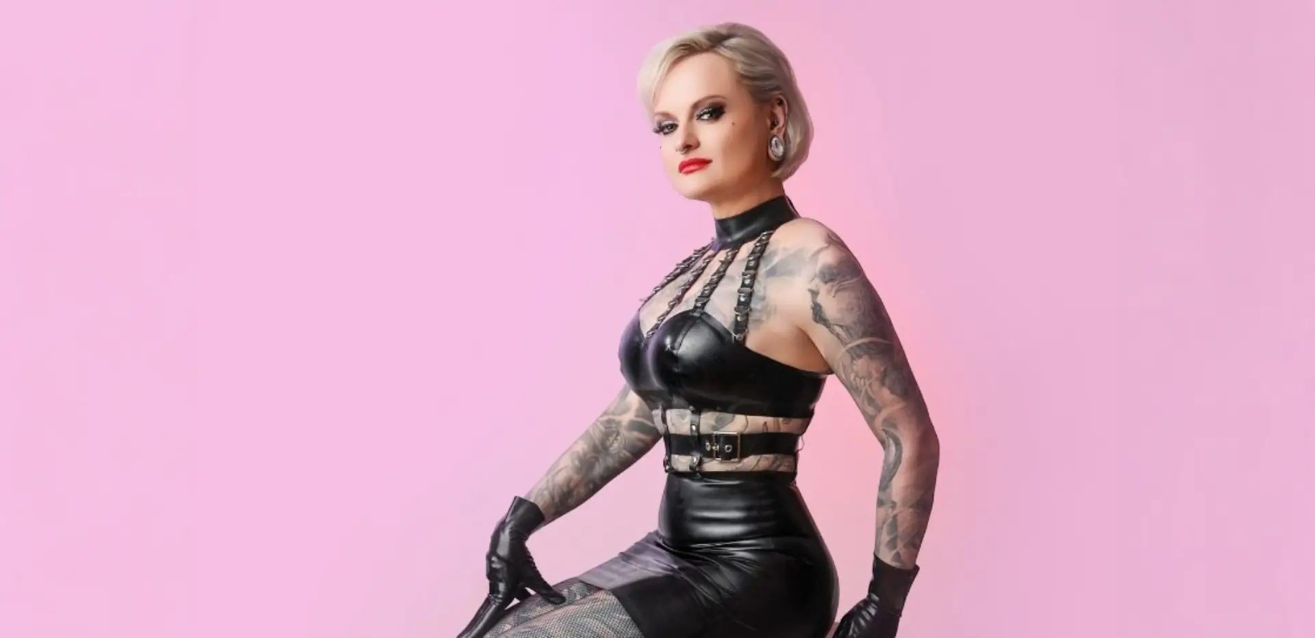 Domina & Bizarrlady Mistress Sinister Mistress Sinister in Düsseldorf